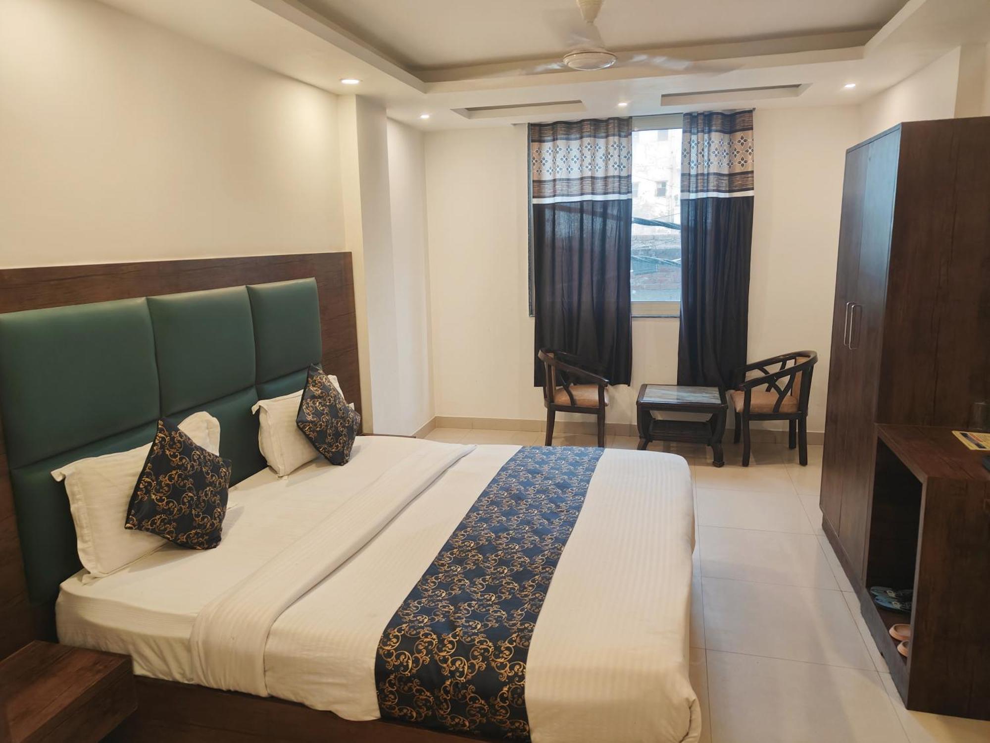 Hotel Le Mount Plaza Near Igi Airport Delhi Нью-Дели Экстерьер фото