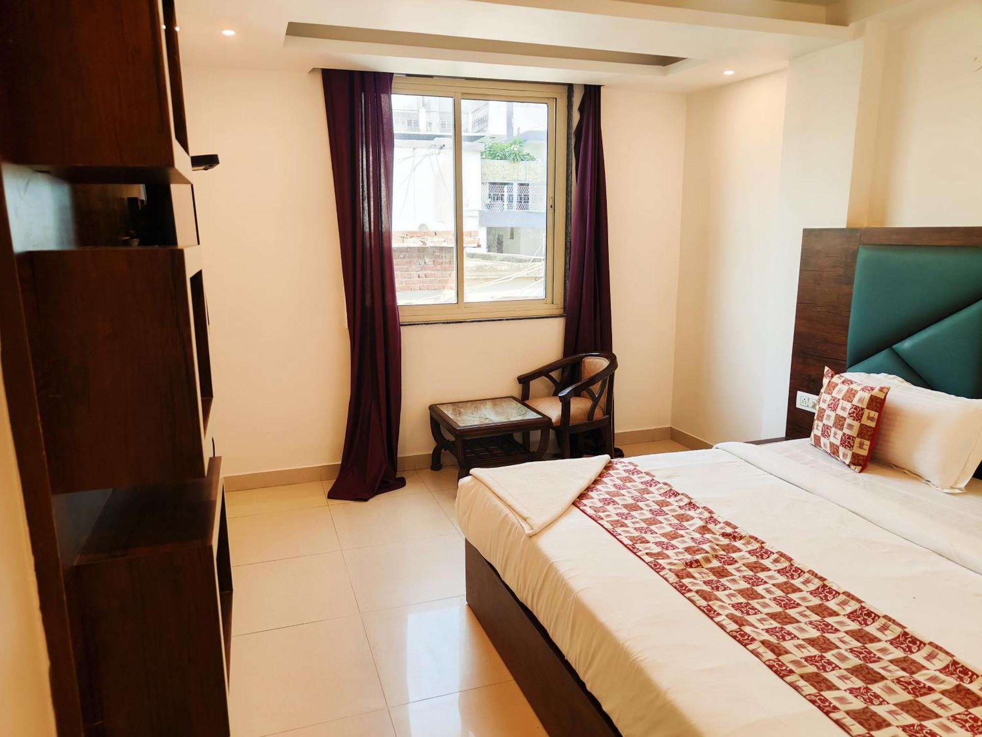 Hotel Le Mount Plaza Near Igi Airport Delhi Нью-Дели Экстерьер фото