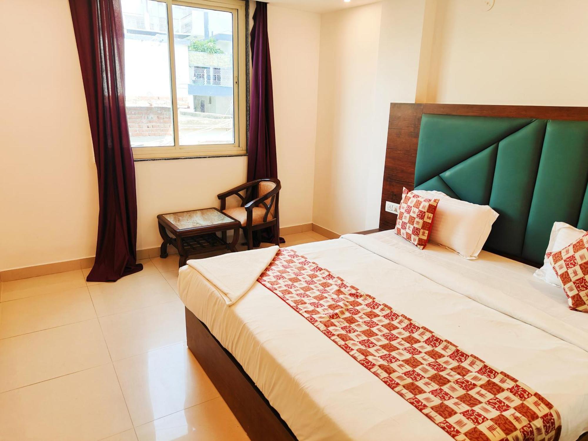 Hotel Le Mount Plaza Near Igi Airport Delhi Нью-Дели Экстерьер фото