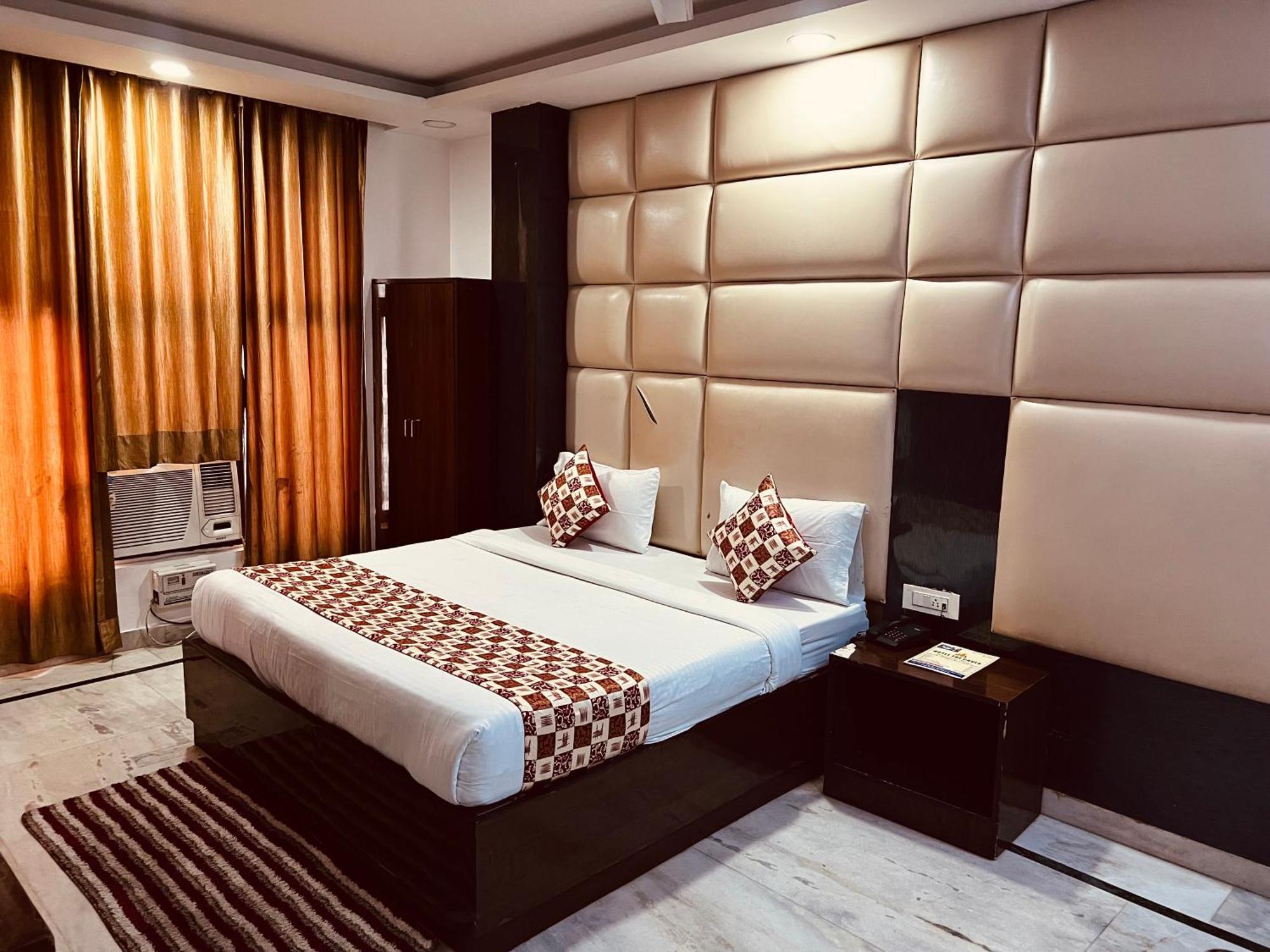 Hotel Le Mount Plaza Near Igi Airport Delhi Нью-Дели Экстерьер фото