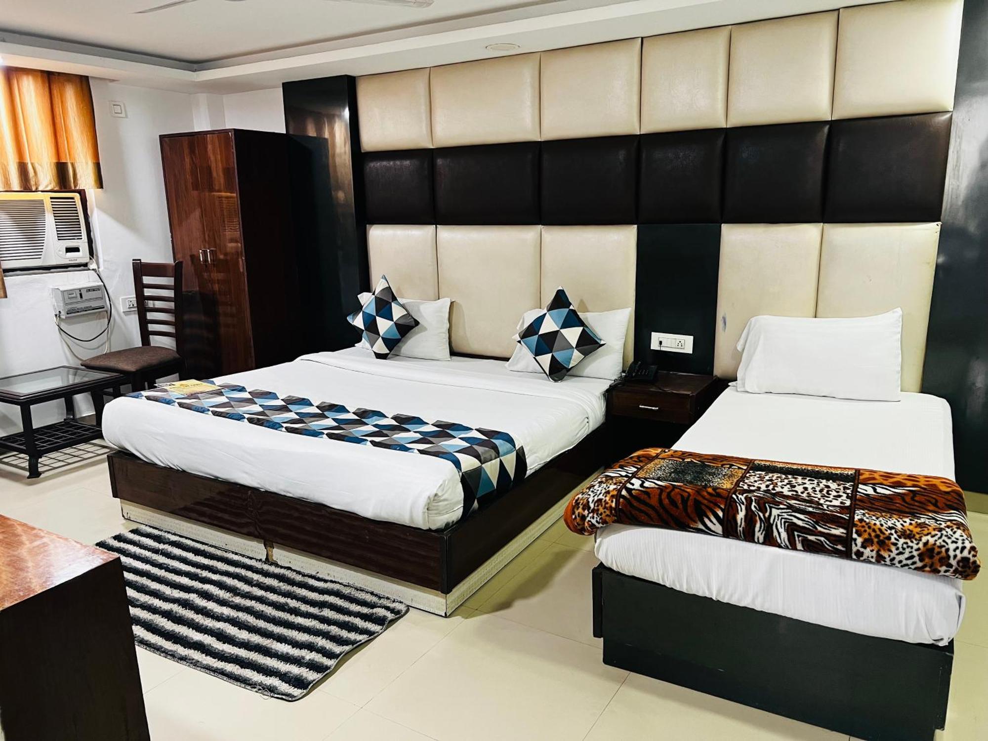 Hotel Le Mount Plaza Near Igi Airport Delhi Нью-Дели Экстерьер фото